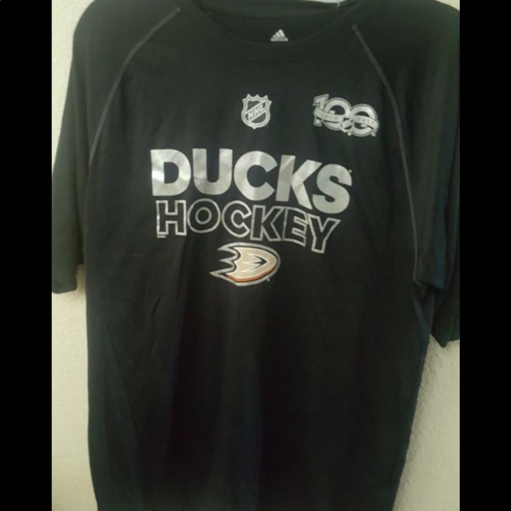 Anaheim Ducks hockey shirt